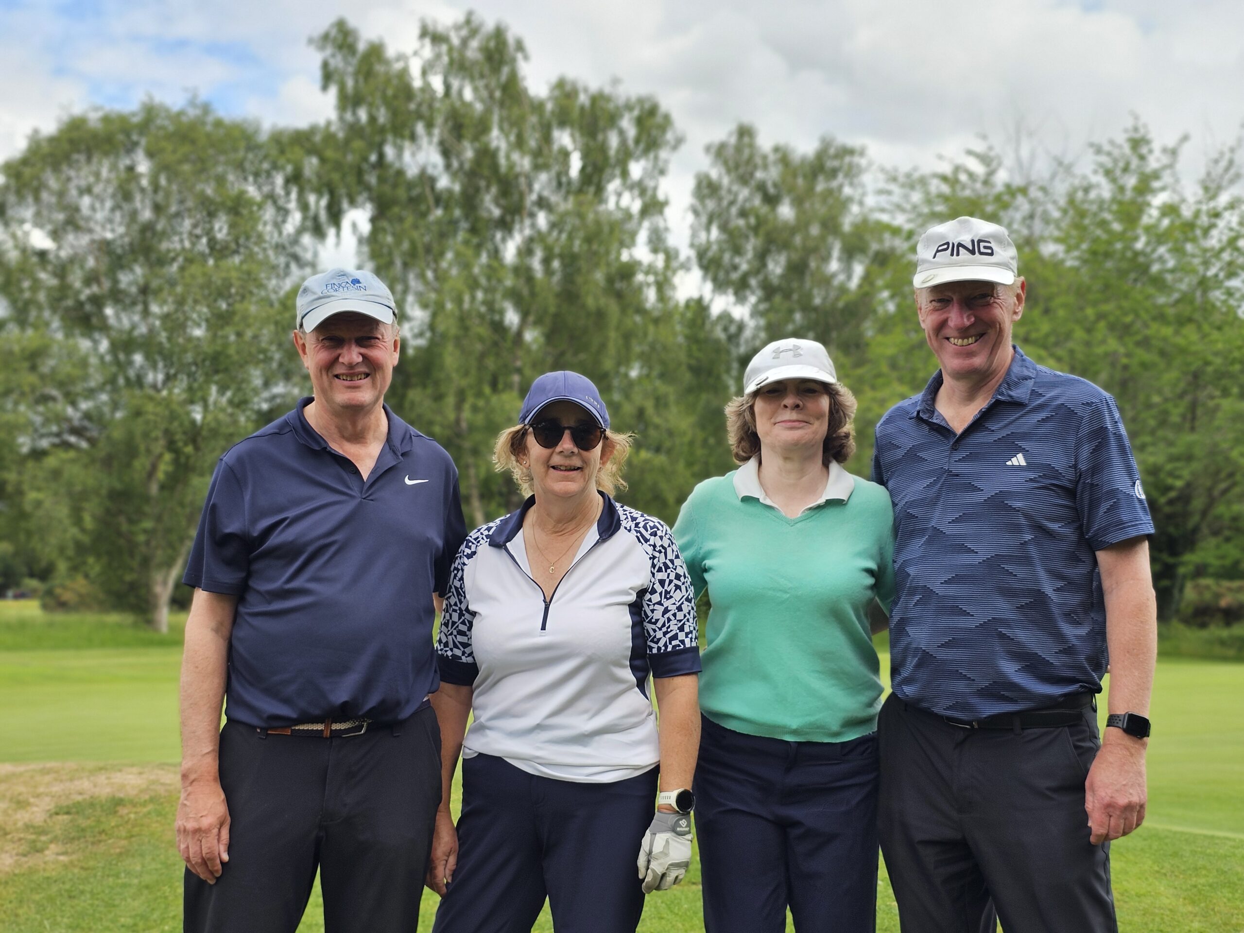 Team photo of Putt Luck