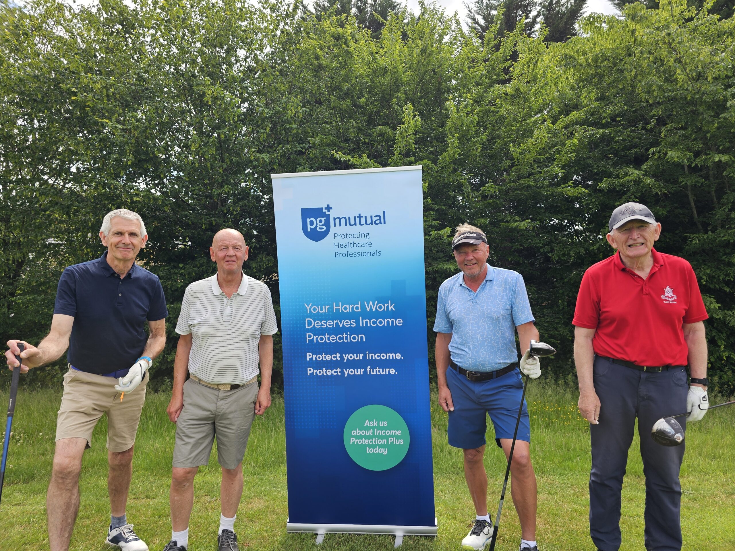 Team photo of Harpenden Legends